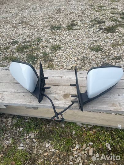 Зеркала на гранту