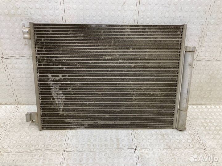 Радиатор кондиционера Renault Logan 2 2014