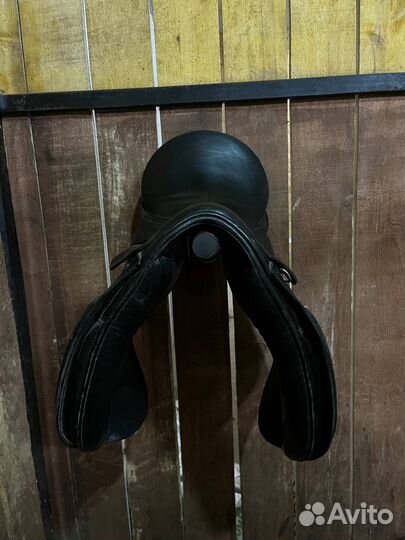 Продаю седла