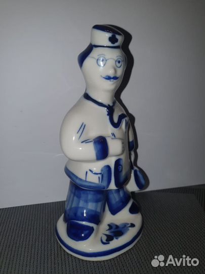 Статуэтка Доктор гжель