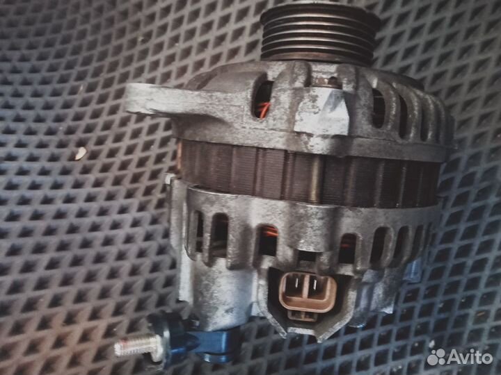 Генератор Mazda Bongo Friendee