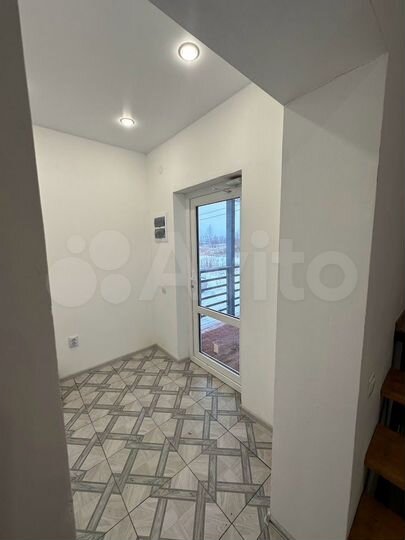 Коттедж 112 м² на участке 8 сот.