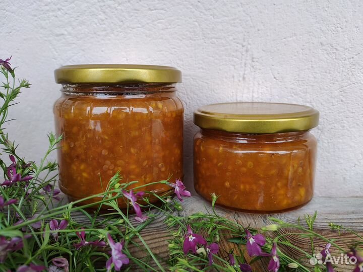 Морошка варенье и холодное варенье, черника