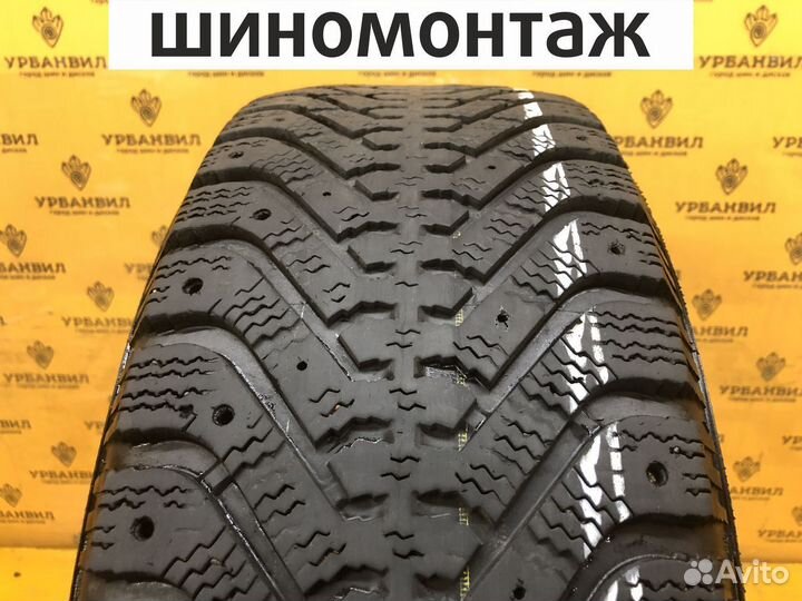 Goodyear UltraGrip 500 215/60 R16 99T