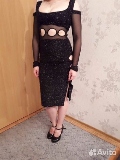 Нарядное вечернее платье