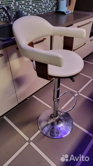 Стул барный