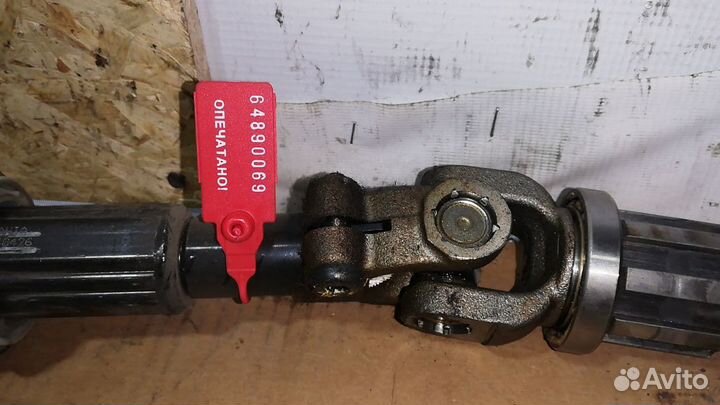 Вал рулевой карданный / R-Series (Scania)