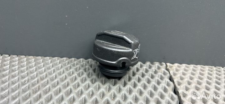 Пробка топливного бака Volkswagen Golf 4 1999