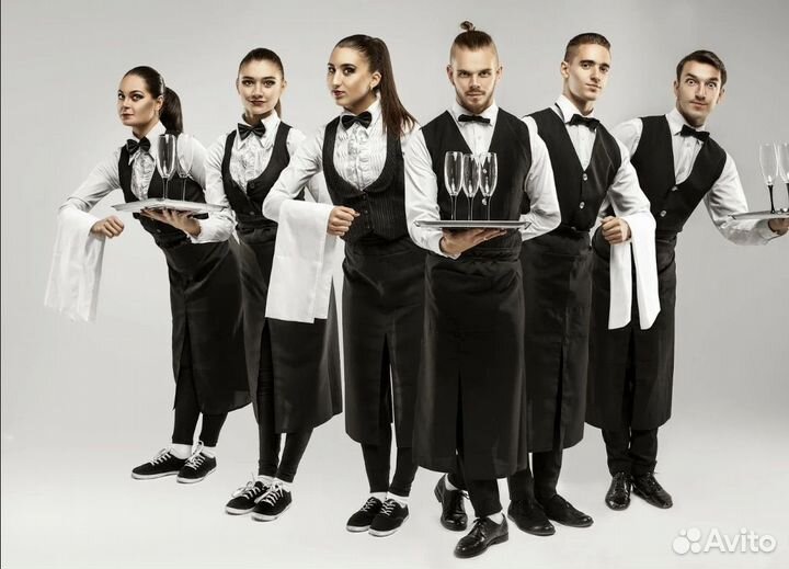 Официант с проживанием