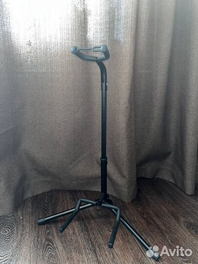 Подставка для гитары