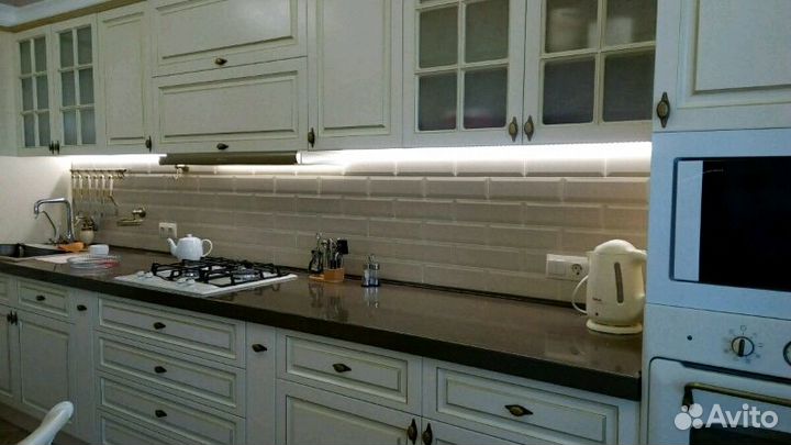 Светодиодный светильник для кухни под шкафы