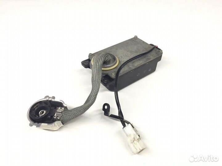 Блок розжига ксенона Toyota Aristo JZS160 2JZ-GE