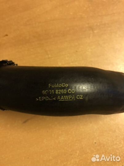 Патрубок радиатора Volvo s 80