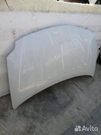 Капот Toyota Auris ZRE151