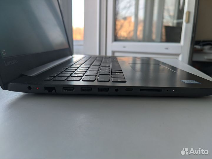 Lenovo IdeaPad 330 15ikb i5