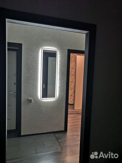 Зеркало с подсветкой 