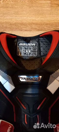 Нагрудник хоккейный