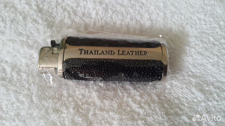 Зажигалка новая: металл+кожа