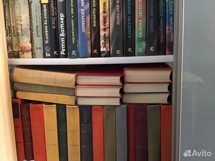 Художественная литература много