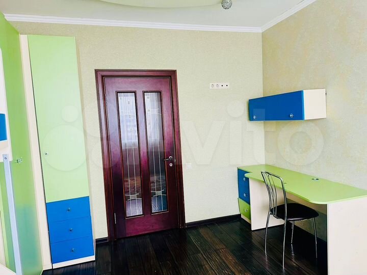 3-к. квартира, 105 м², 5/10 эт.