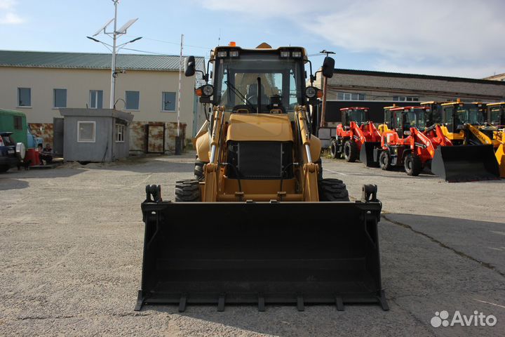 Экскаватор-погрузчик Redstar T17.5/24, 2023