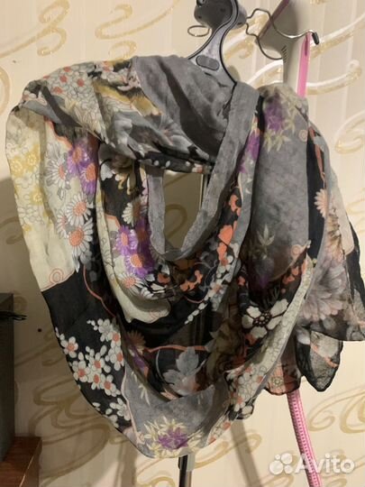 Шарфы и палантины