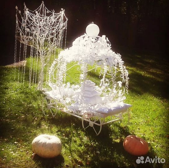 Качели, Дерево, кованное, карета