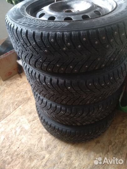 Nokian Tyres Hakkapeliitta 8 185/65 R15