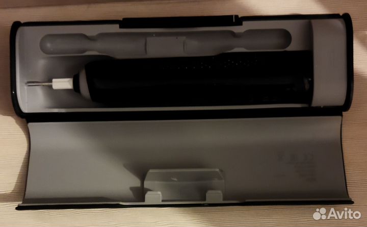 Электрическая зубная щетка braun oral b