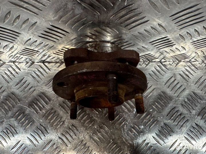 Ступица передняя Chrysler Voyager 4