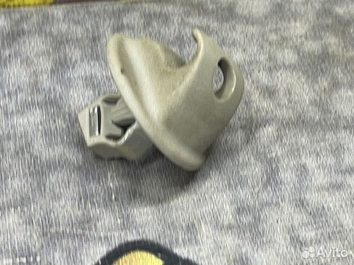 Крючок солнцезащитного козырька Ларгус Largus