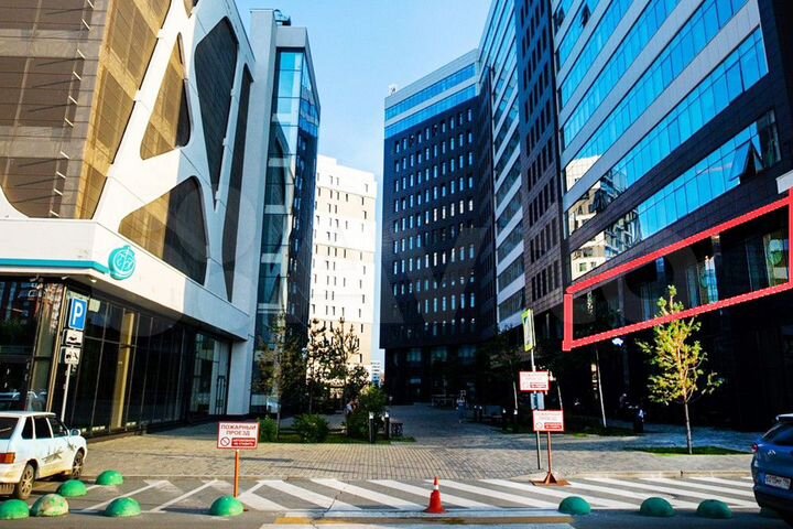 Помещение свободного назначения 681,3 м²