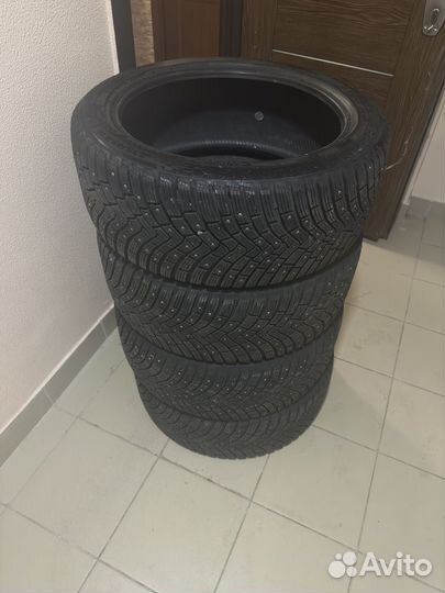 Continental IceContact 3 235/45 R18 98