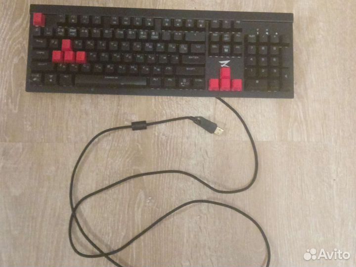 Игровая клавиатура механическая