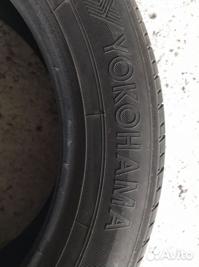 Yokohama 104ZR 215/55 R17