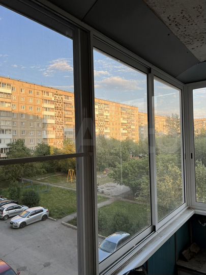 4-к. квартира, 77 м², 3/9 эт.