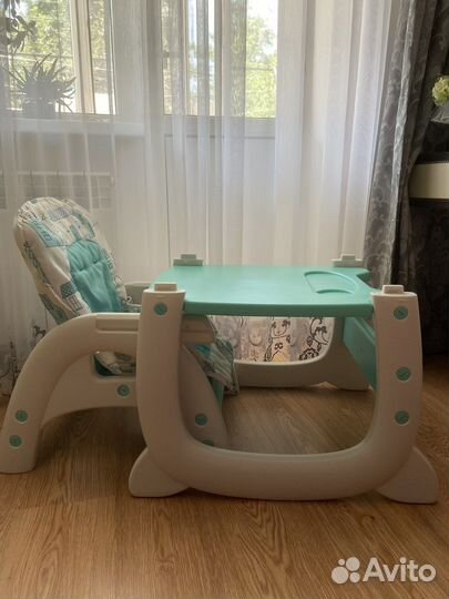 Столик для кормления