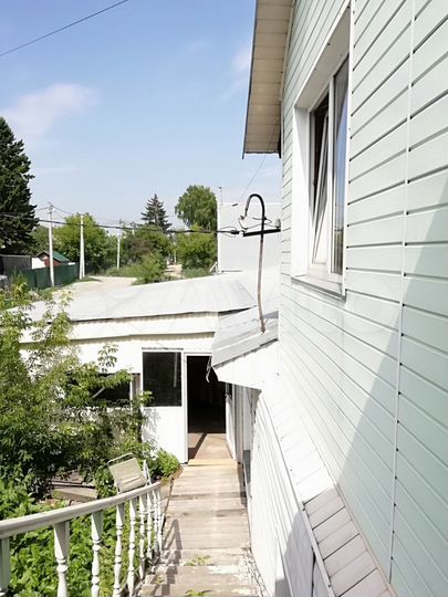 Дом 248,6 м² на участке 4,9 сот.