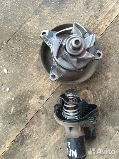 Помпа термостат Mazda CX-7 3 6 mps 2.3