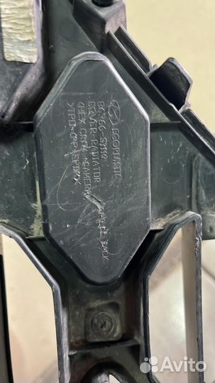 Решетка радиатора Hyundai Santa Fe 4 2018 OEM