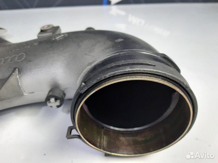 Коллектор впускной Audi Allroad C5 BES 2004