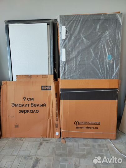 Дверь входная металлическая новая