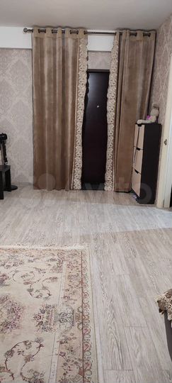 2-к. квартира, 60 м², 1/5 эт.