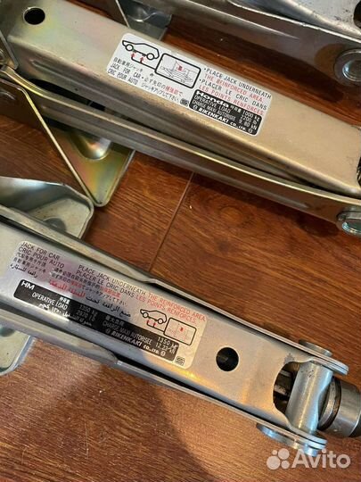 Домкрат Honda