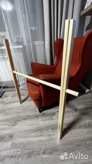 Деревянный мобиль на пол