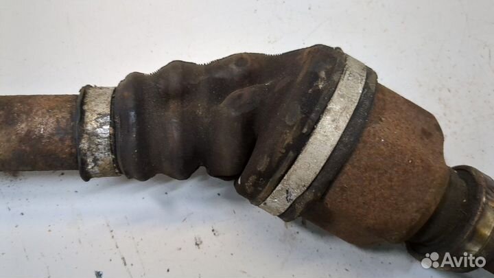 Полуось правая передняя Peugeot 3008