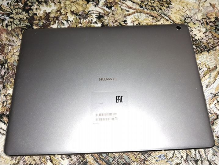 Huawei MediaPad M3-планшет