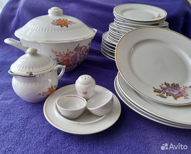 Сервиз столовый СССР с супницей,бу