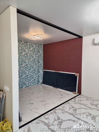 Стеклянная перегородка для зонирования