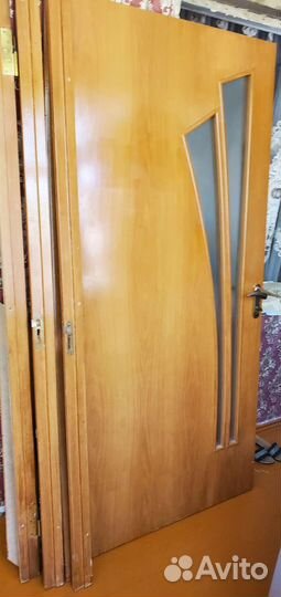 Межкомнатные двери бу 90см